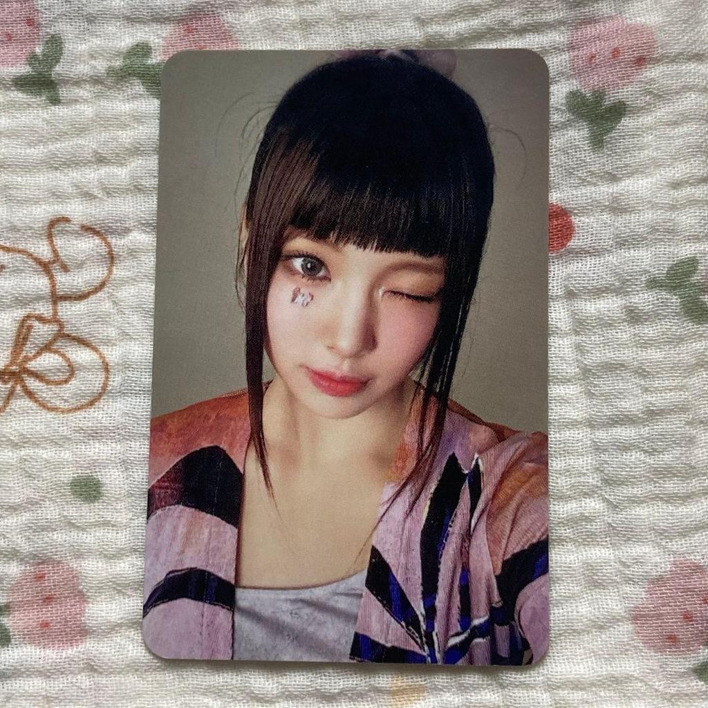 [USED] NewJeans Public Broadcast Haein Get Up Sanok Trading Card