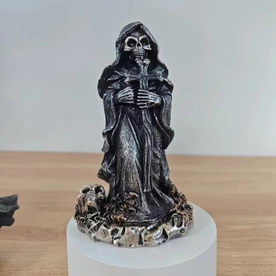 Grim Reaper Statue Halloween Black Horror Robe Sculpture Gothic Resin Santa Muerte Figurine for Halloween Indoor Bookshelf Desk Decor