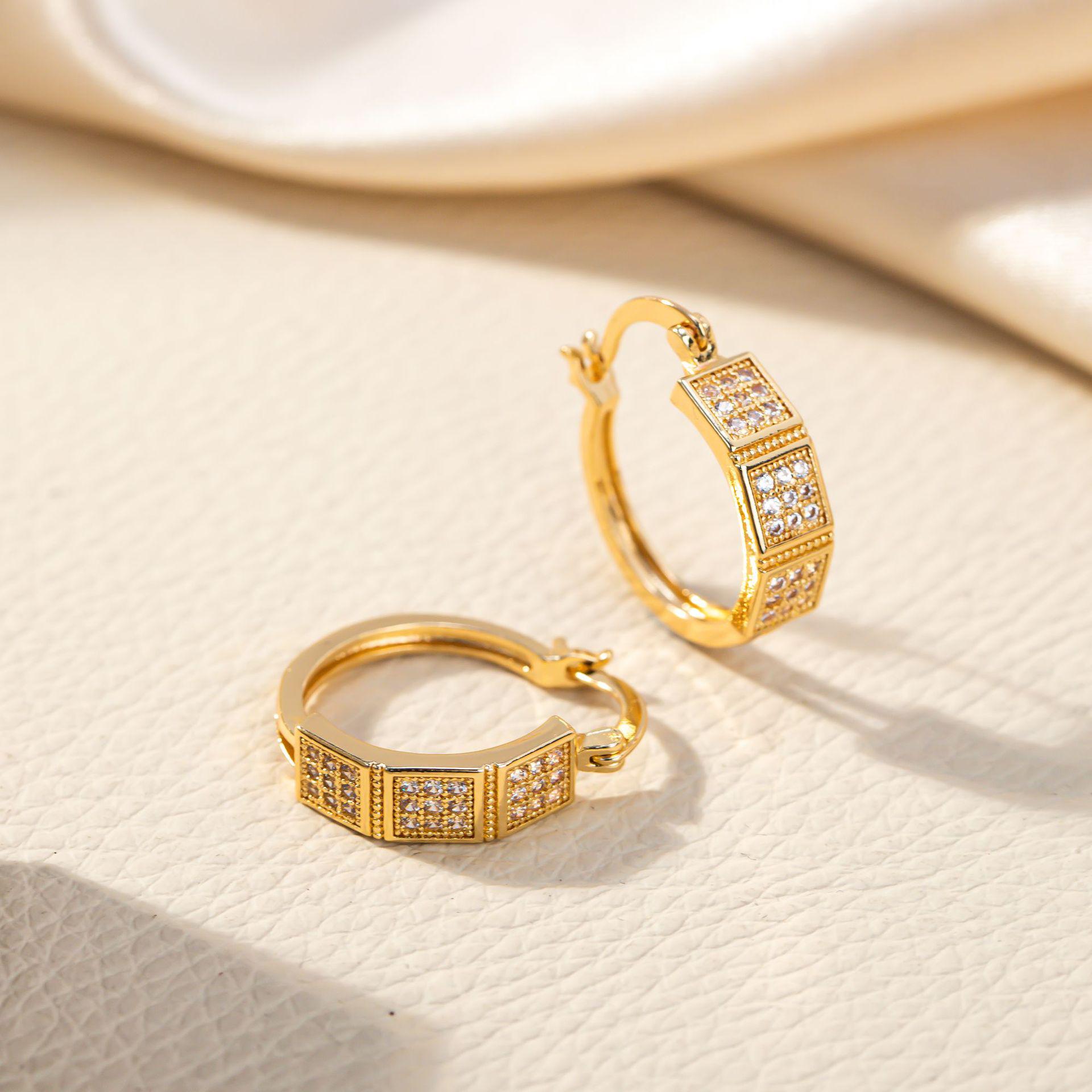 Geometric Zirconia Square Earrings: Chic, Simple, Versatile, High-End Studs