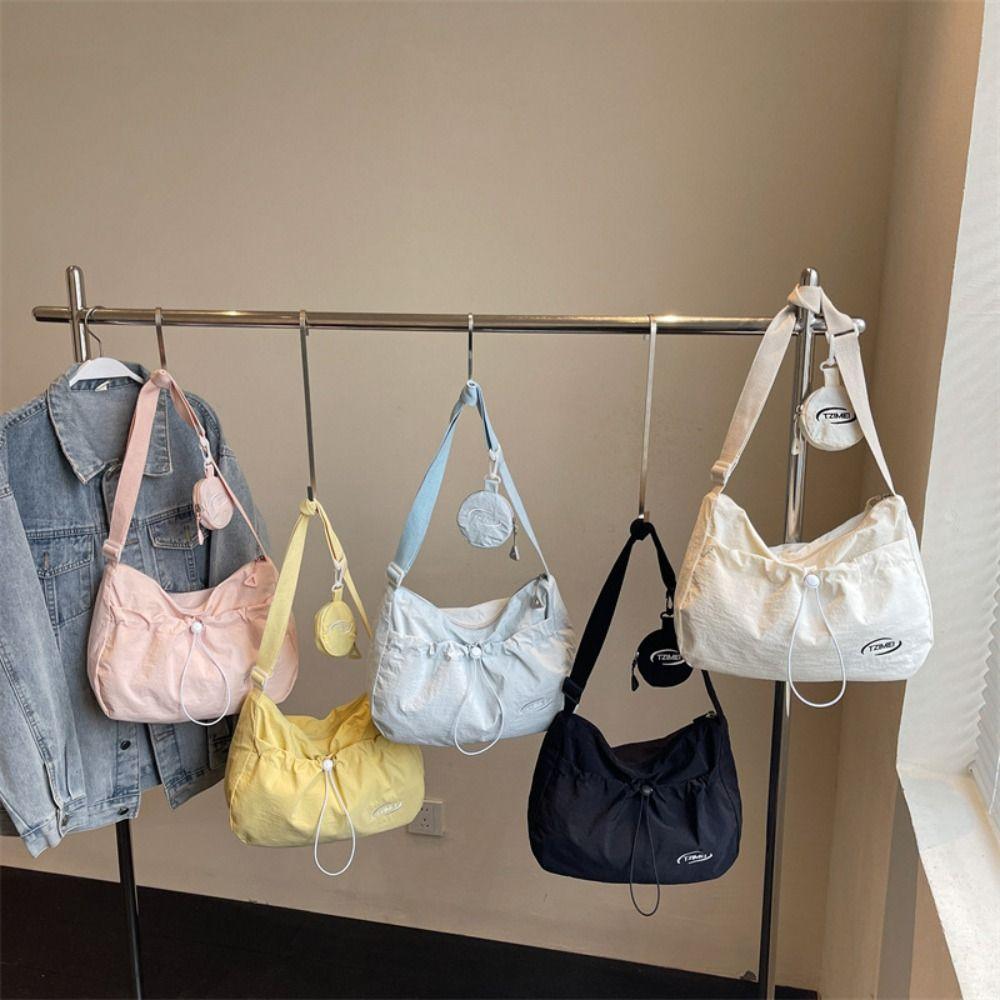 Simple Casual Drawstring Shoulder Bag Large Capacity Zipper Pleated Crossbody Bag Designer Solid Color Commuting Bag Minimalist