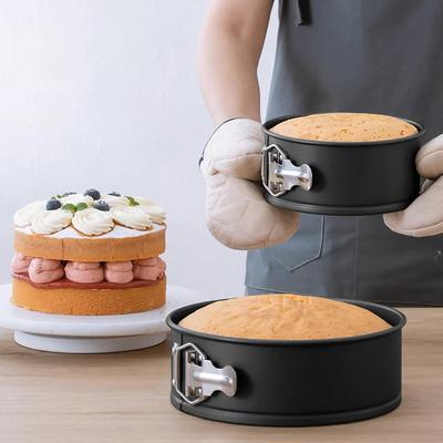4/7/9palcová forma na dort z uhlíkové oceli s uzávěrem Nepřilnavá dortová forma s odnímatelným dnem Forma na pečení brownies a cheesecake Hnědá
