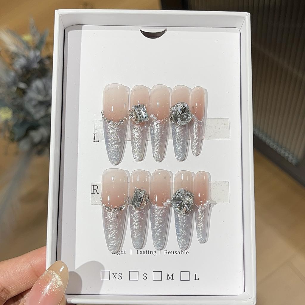 Pure Desire, Cool Aurora Pearl Thread French Light Luxury K9 Drill Wearable Armor