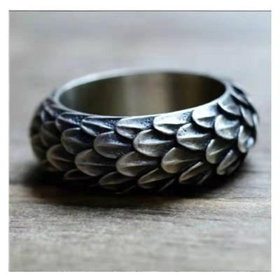 Fashionable Hollow Carved Craftsmanship Full Diamond Ring Pattern Ring for Men and Women, Popular Punk Style Inlaid Ring