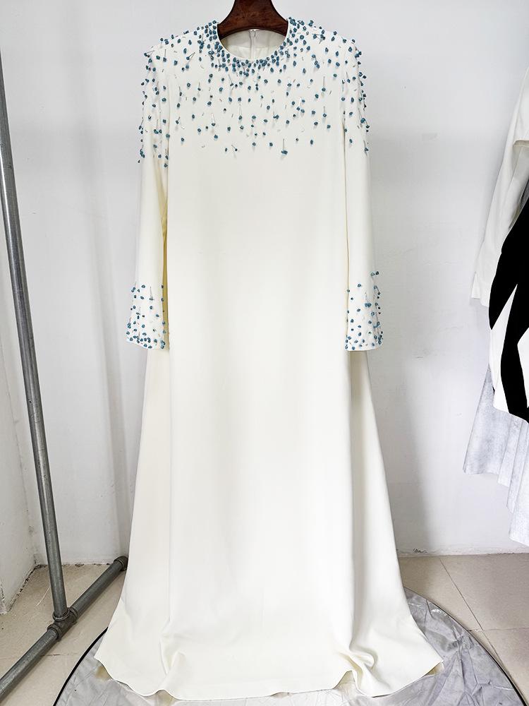 2026 Europäisches & Amerikanisches Designer-Abendkleid mit schweren Perlenverzierungen und langen Ärmeln