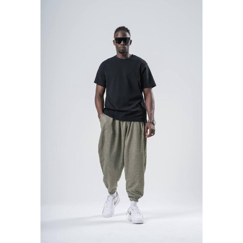 Unisex Shawar With Elastic Waist.