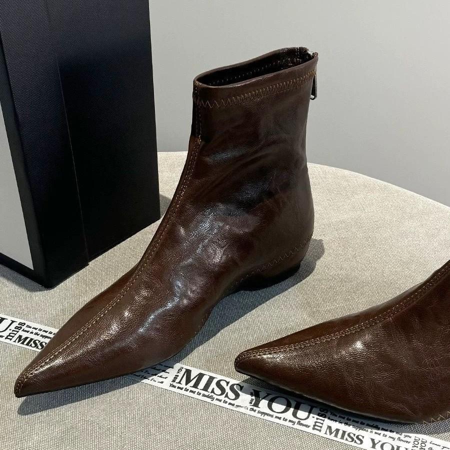 Design boots brown fashion pointed thin simple short boots increase the height of small European and American retro leather boots
