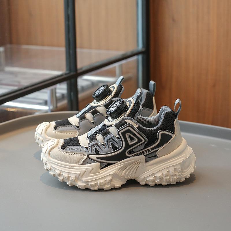 Boys and Girls 2025 New Breathable Mesh Sports Casual Shoes Middle and Older Children's Student Shoes Wear-resistant Rotary Button Students