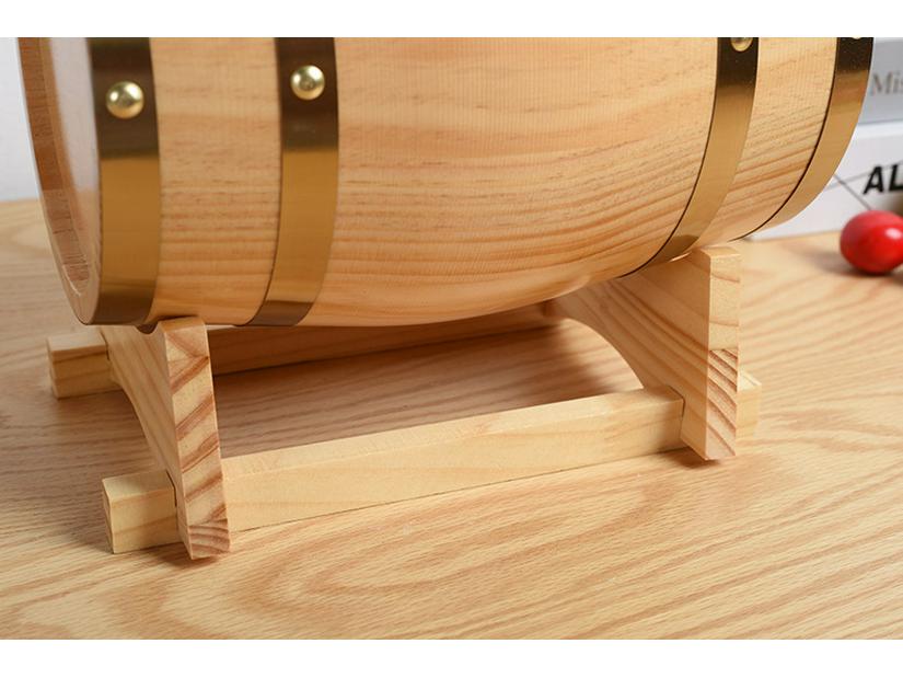 Retro Wooden Oak Wine Barrel Ornament for Home Bar or Restaurant