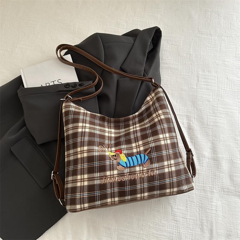 Commuter large-capacity bag women's new popular wax sausage dog double shoulder back bag single shoulder messenger bag tote bag