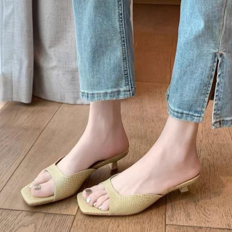 

Fashion New Square Head Sexy Lightweight High Heel Slippers Summer Comfortable Open Toe Elegant Large-size Slippers for Women 35 жовтий