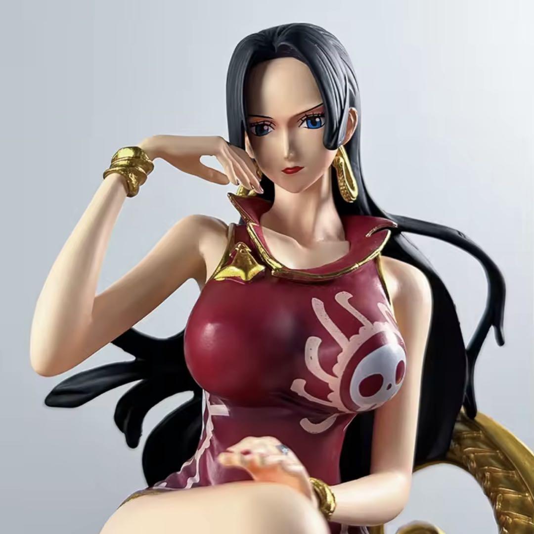 

[USED] Boa Hancock garage kit figure.