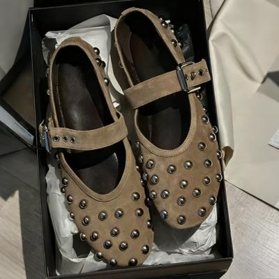 Zapatos planos Mary Jane con tachuelas para mujer, de ante, con punta redonda y correa con hebilla, estilo bailarina, color marrón, estilo punk gótico casual, cómodos para mujer.