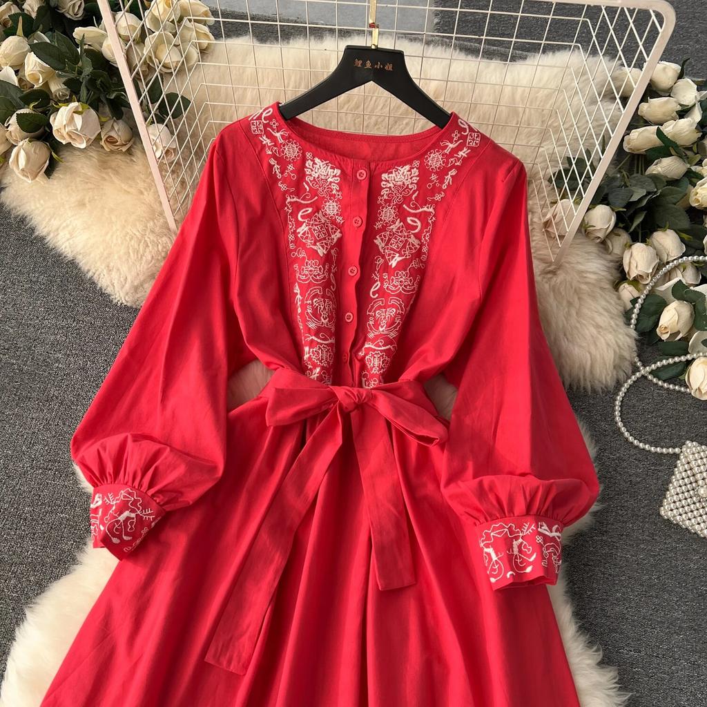 Obcisła sukienka z dekoltem w kształcie litery O, haftowany, bufiasty rękaw, guziki Vestidos, styl etniczny, wiosenne fałdy, sukienki w jednolitym kolorze, linia A