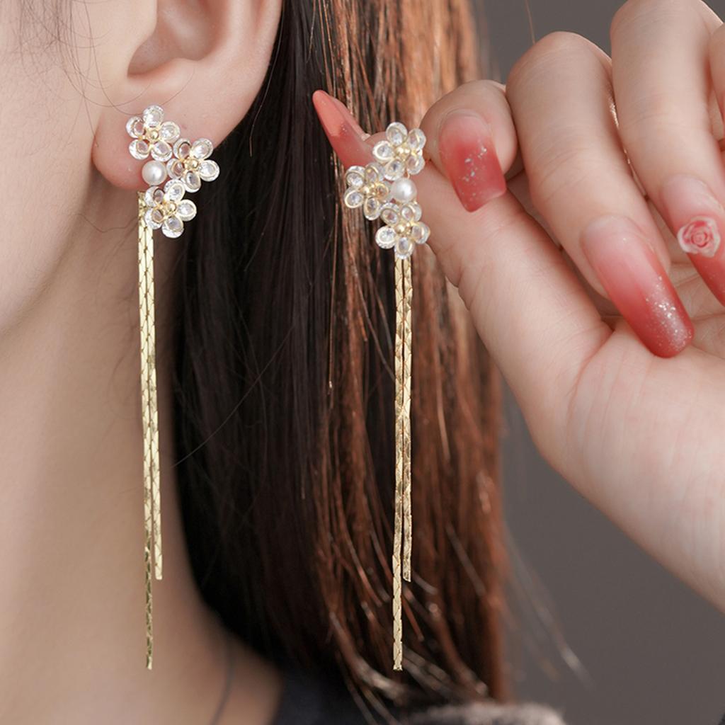 Wear two flowers, light luxury, long fringed temperament stud earrings, high-end explosive 1011 new women's niche earrings