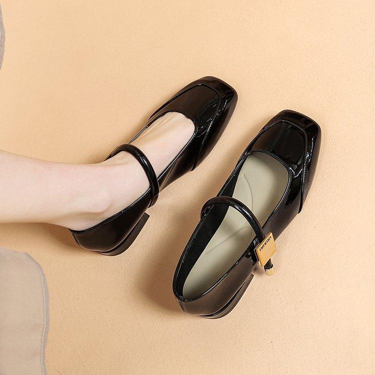 Really Soft Leather~ Red Mary Jane Shoes Women's 2025 New Versatile and Comfortable French Retro Shallow Mouth Single Shoes Small Leather Shoes