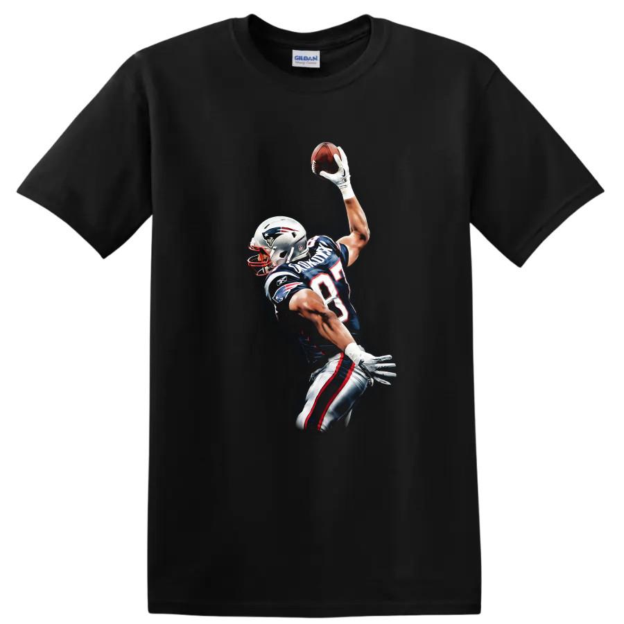 Rob Gronkowski T Shirt Patriots Football Catch Action Sports Tee