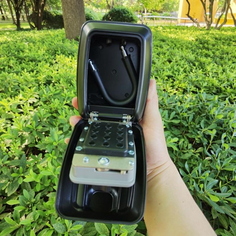 Weatherproof Outdoor Key Lock Box Wall Mounted Key Safe Codes Locking Storage Box Waterproof Lock Box for Key Room Card