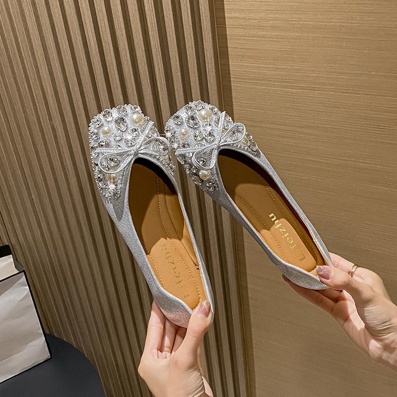 Fashion Soft Leather Fairy Wind Silver Rhinestone Mary Jane Shoes Women's Spring 2025 New Flat Bottom with Skirt Single Shoes