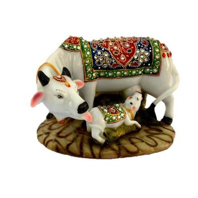 Handicrafts Polyresin Handmade Cow and Calf Showpiece Idols and Figurines for Spiritual Vaastu Nandi Pooja Decorative Sculpture for Puja Gifts