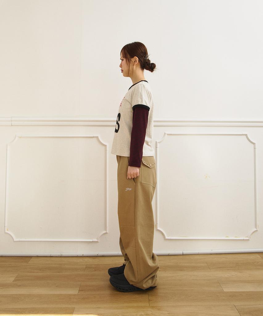 Tansanmageunesyum Juyoung X Carbonated Cotton Wide Star Stud Pants (Beige)