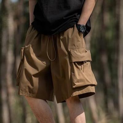 Partea de jos – Pantaloni scurţi