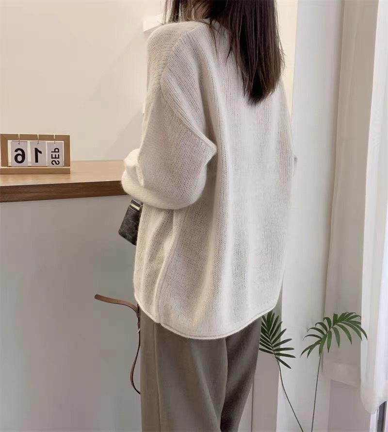 Stylish V-Neck Wool Knit Sweater for Women - Autumn/Winter Loose Outerwear