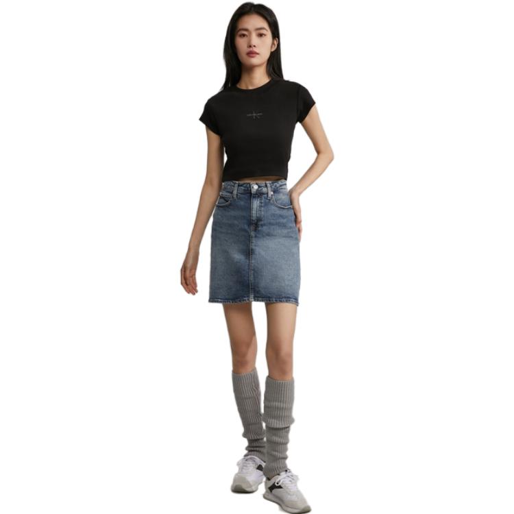 Calvin Klein Monogram Logo Print Slim Fit Crew Neck T-Shirt Women Tops Black J221171-BEH