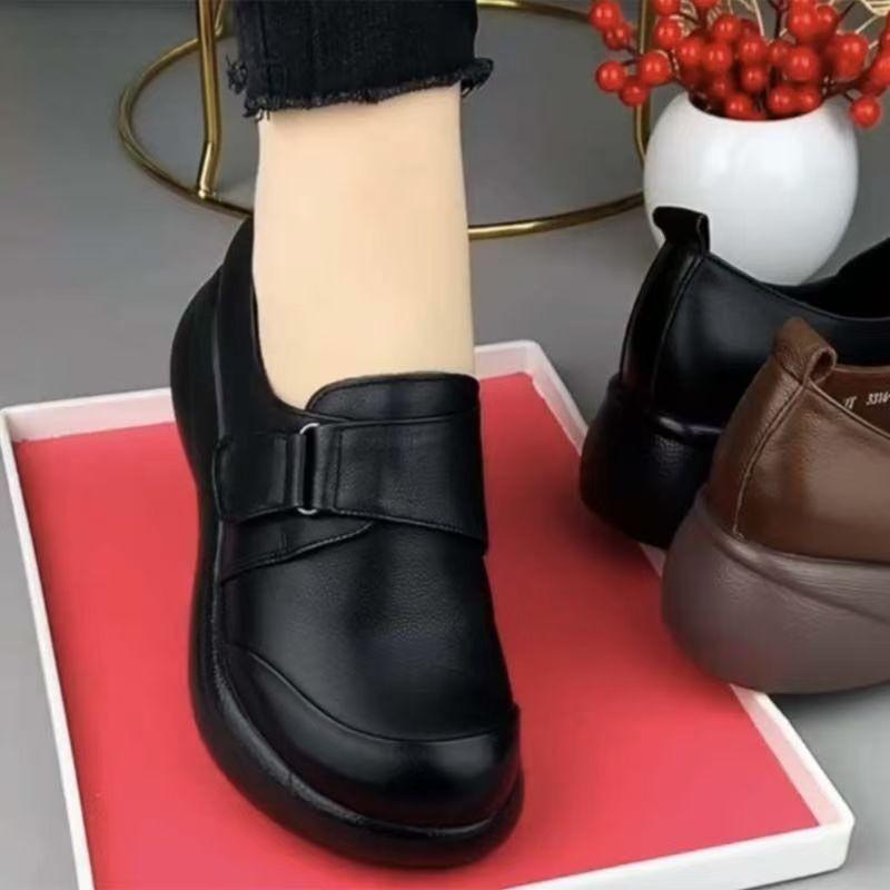 Thick-soled Lightweight Shoes for Women's Autumn and Winter New Versatile Velcro Light-mouth Single Shoes for Women
