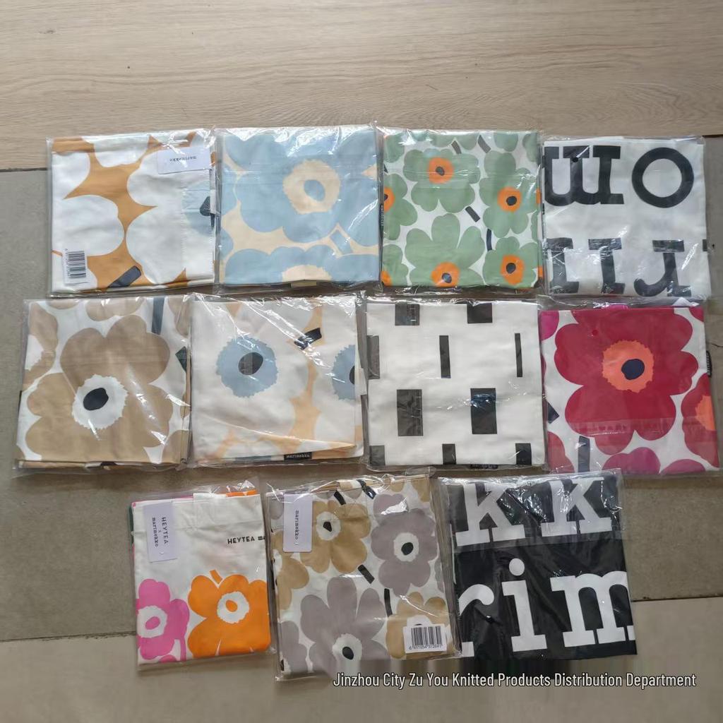 Eco-Friendly Finnish Floral Canvas Shoulder Bag: Minimalist, Large Capacity Tote for Women