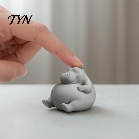 Modern Minimalist Ornaments 3D Printed Chubby Hippo Figurine, Lazy Hippopotamus Statue, Cute Animal Desk Ornament for Home Office Decor Healing