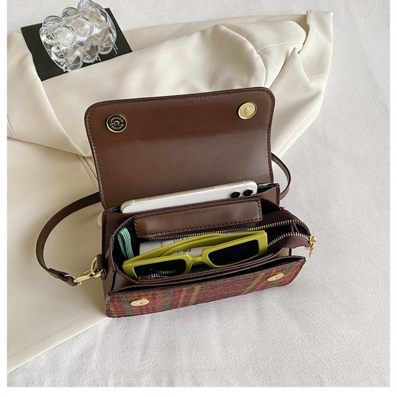 Классическая однотонная сумка на плечо высокого класса для женщин — фото 11