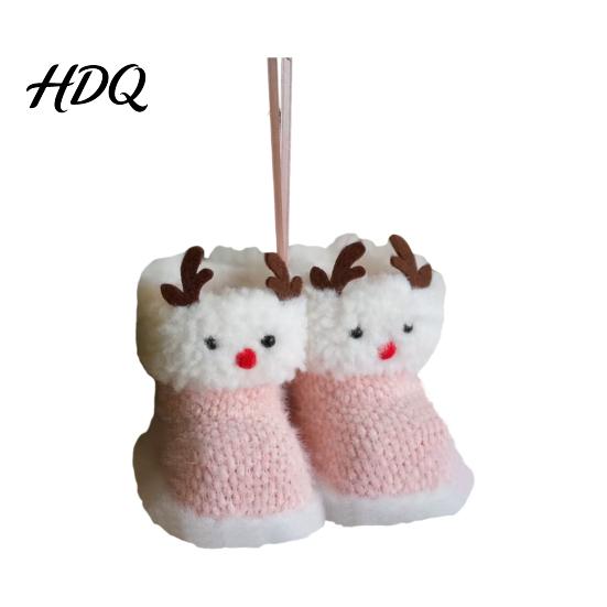 Decorative Fireplace Hanging Soft Plush Christmas Boot Ornament Knitted Handmade Style Holiday Gift Pendant for Xmas Tree Party Decor Tree Branch