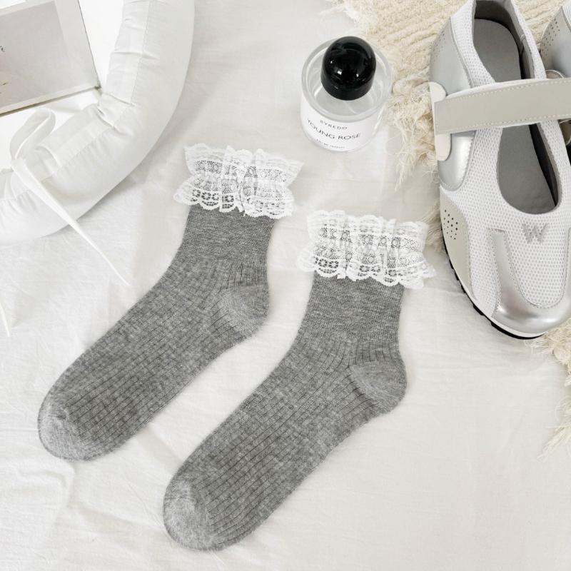 Spring and Summer Combed Cotton Boneless Thin Breathable Socks for Girls, Cute and Versatile Lace-trimmed Short Stockings