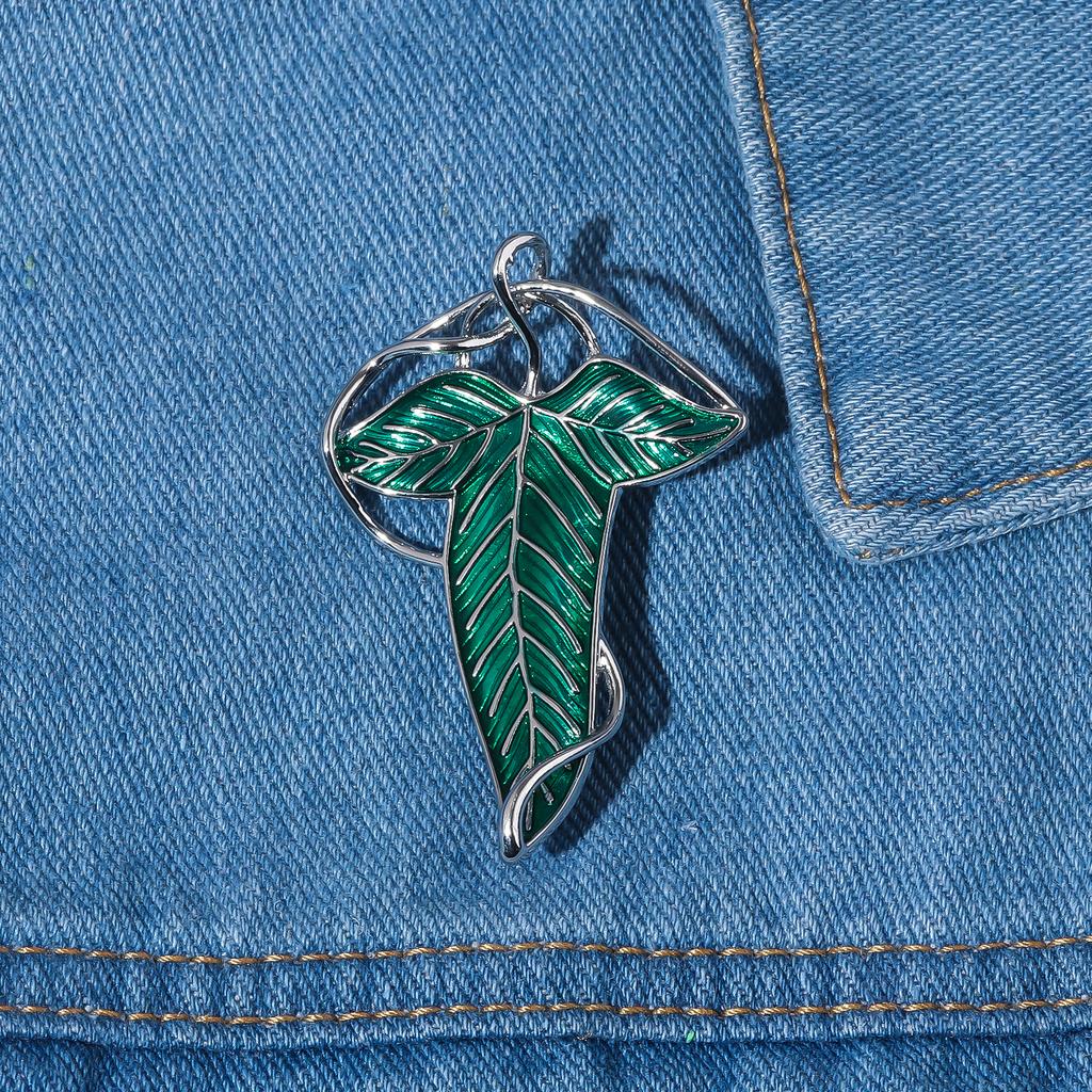 Elf Queen Green Leaves of Lorien Brooch Pin Tolkien Galadriel Legolas Frodo Baggins Aragorn Tree Enamel Badge Movie Jewelry