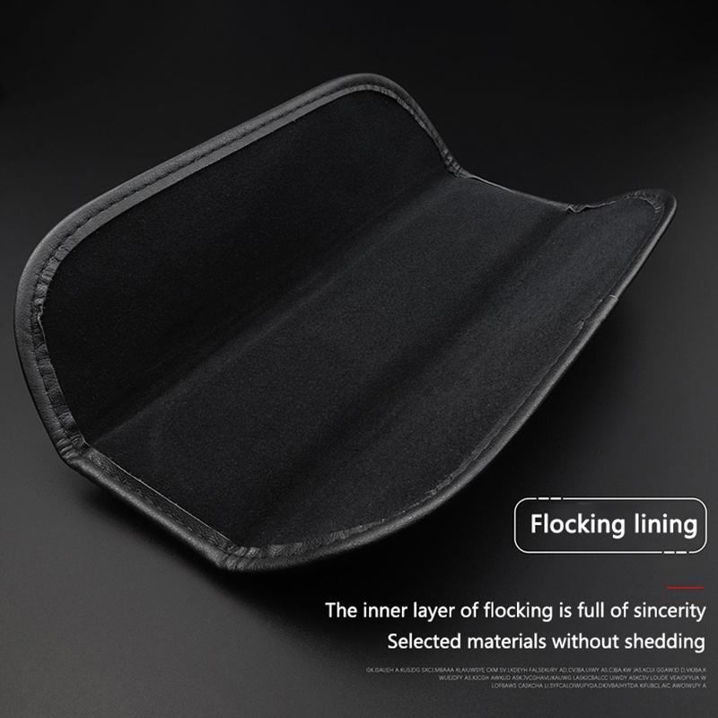2Pcs Leather Car Seat Belt Safety Shoulder Pad Protection Cover For Porsche 911 718 Cayenne Cayman Panamera Macan Taycan Boxster