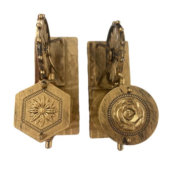 Freestanding Letter Print Hourglass Ornament Vintage Ferris Wheel Hourglass Display Mold Home Decor