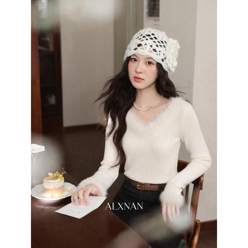 Women's V-Neck Long Sleeve Slim Fit T-Shirt