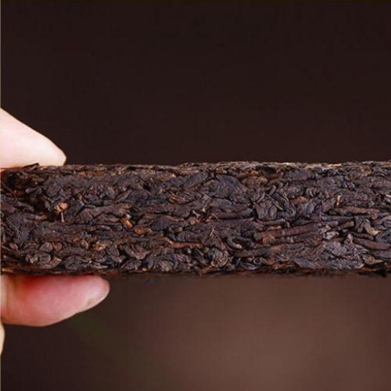 100g Menghai Bulang Mountain Pu'er vařený čaj Yunnan Old Tree Ageed Pu-erh Tea