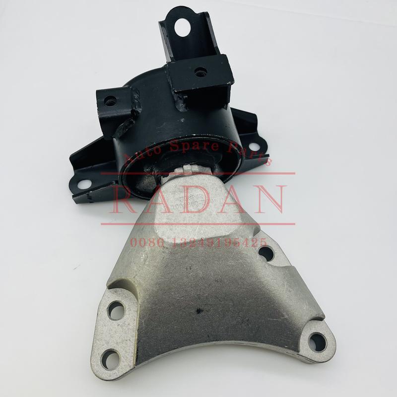 Left Side Engine Mount Mounting For CHANGAN CS55 MT