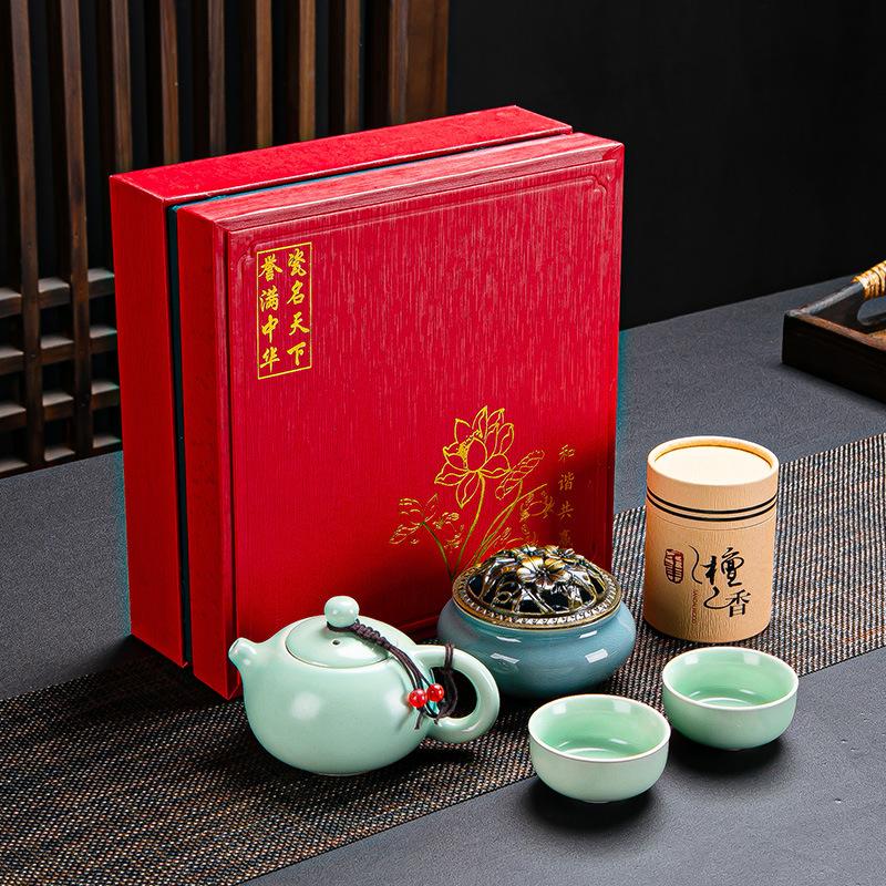 Guochao Ceramic Tea Set, One Pot, Two Cups and Four Cups Travel Gift Box Set.