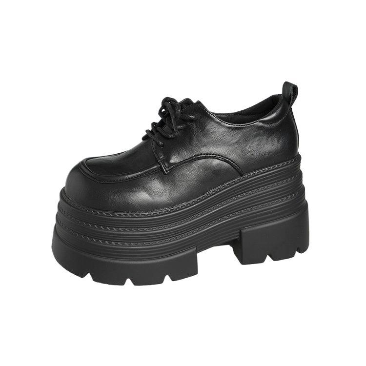 Petites chaussures simples à plateforme compensée pour homme, automne 2025, nouveau style rétro et chaussures en cuir petites anglaises