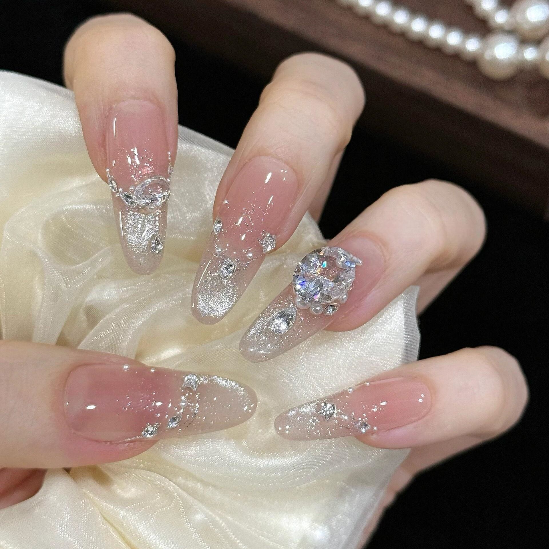 Zircon ins wind cat s eye pure handmade wearing nail nude white pure desire advanced long nail art patch fake nail XS