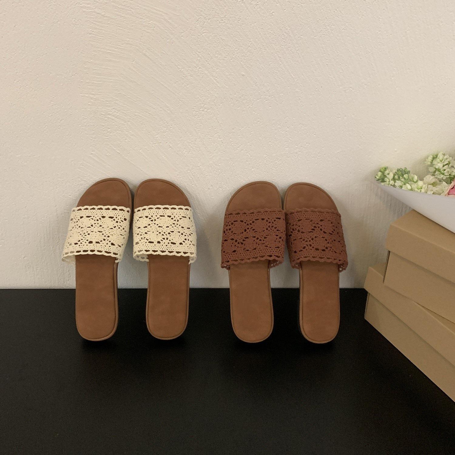 

Holiday style beach shoes one-word cool slippers women wear flat sandals 35