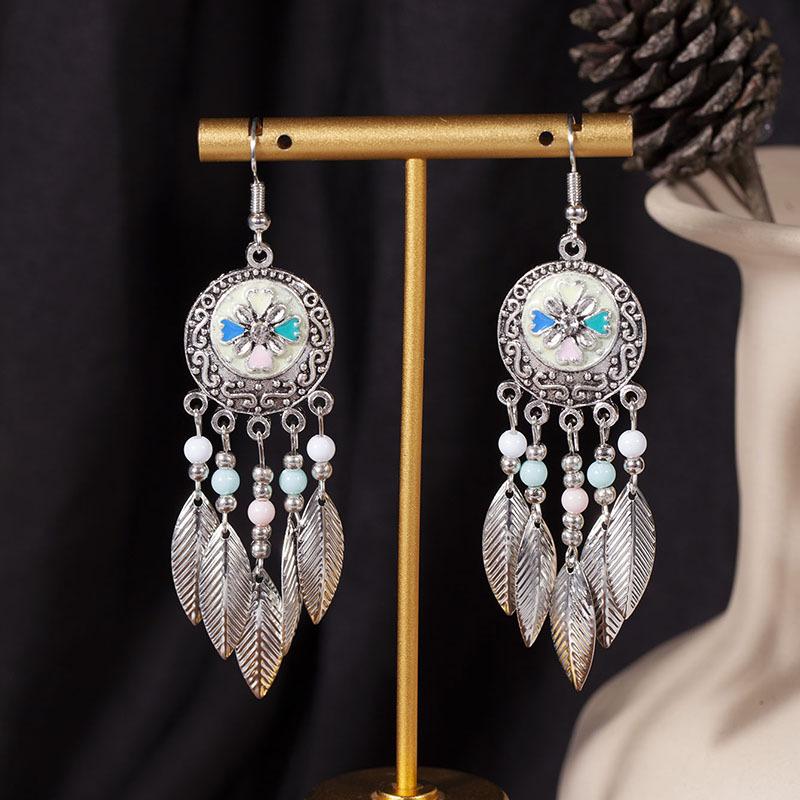 European, American and Bohemian Hollow Bead Fringed Earrings, High-end Retro Ethnic Style Earrings, Fashionable Long Earrings.