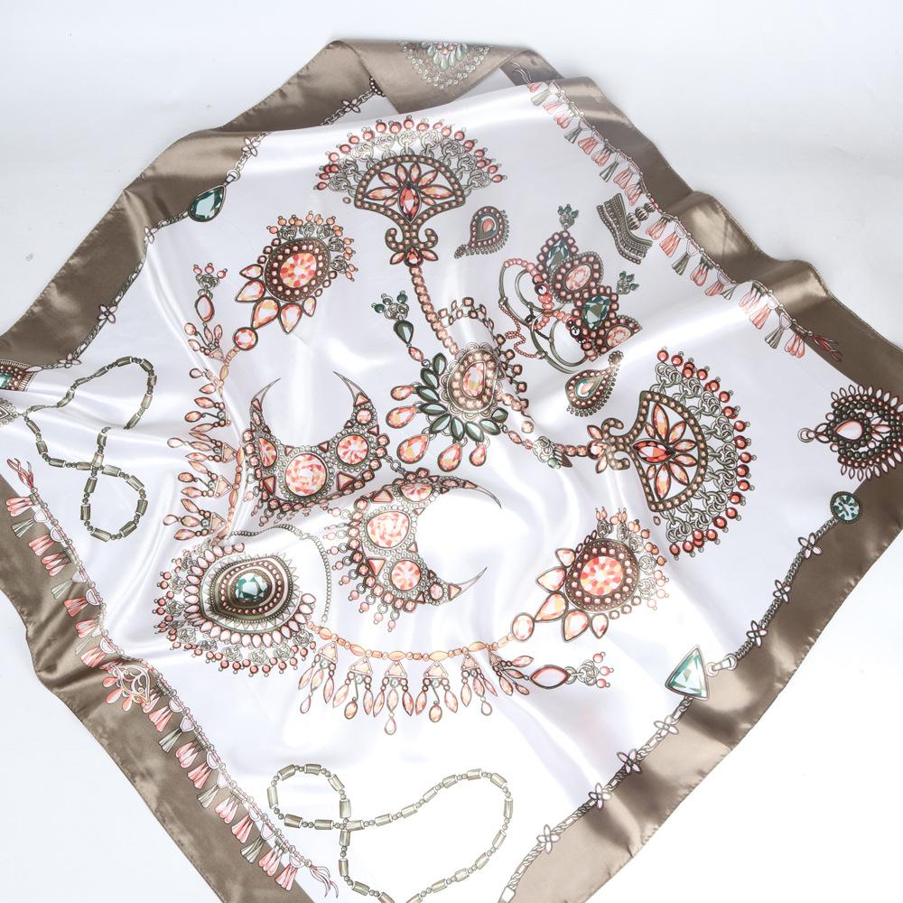 

Высококачественные роскошные шелковые шарфы, повязка на голову, шарфы, шейный шарф для женщин, шелковый шарф с цепочкой, женская декоративная шаль 90*90cm светло-коричневого