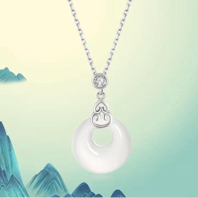 Lu Lu Ruyi Jade Clavicle Necklace: 2023 Women s Chinese Style, Light Luxury Design