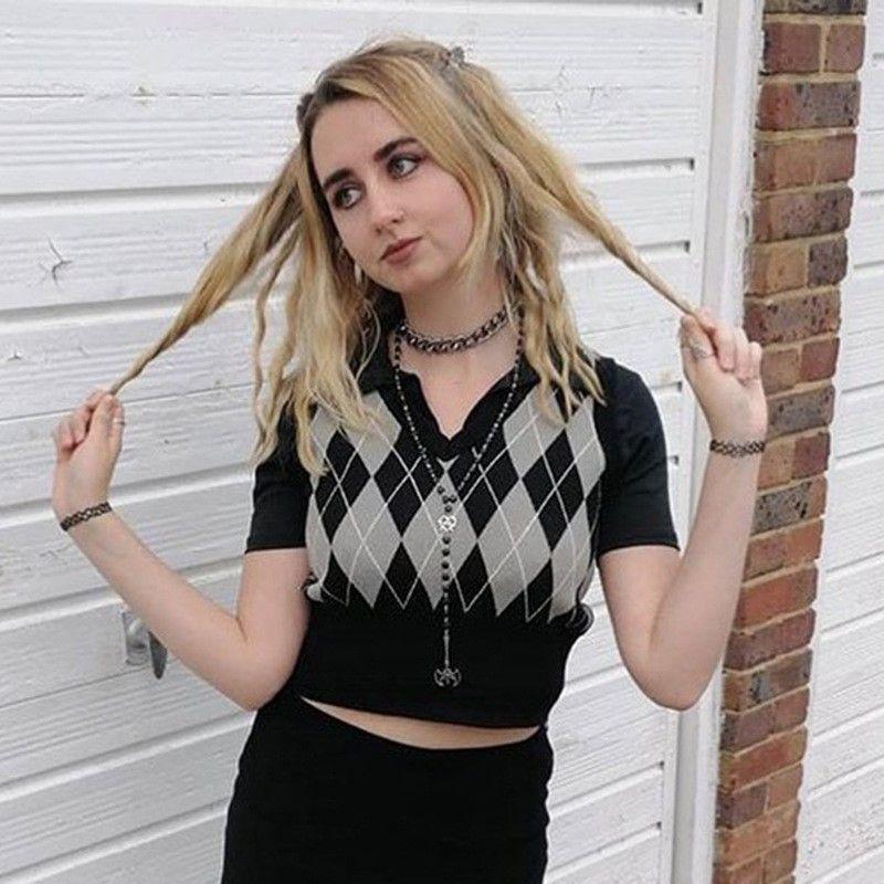 Holiday Autumn and Winter Personalized Fashion New Arrival Woolen Women's Clothing Sexy Plaid Color Contrast Short Sleeveless Vest Tops