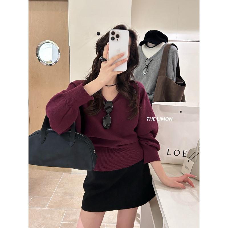 

New autumn and winter atmosphere collar strap design bat sleeve knitted sweater base loose light gray apricot One size fits all [recommended 80-60kg] красный