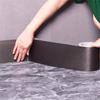 1 Rulou 10cmx5m Autocolant Linie Plintă Impermeabil Metalic Periat - Bandă Decorativă Autoadezivă din PVC pentru Tocuri de Uși și Ferestre - Ușor de I
