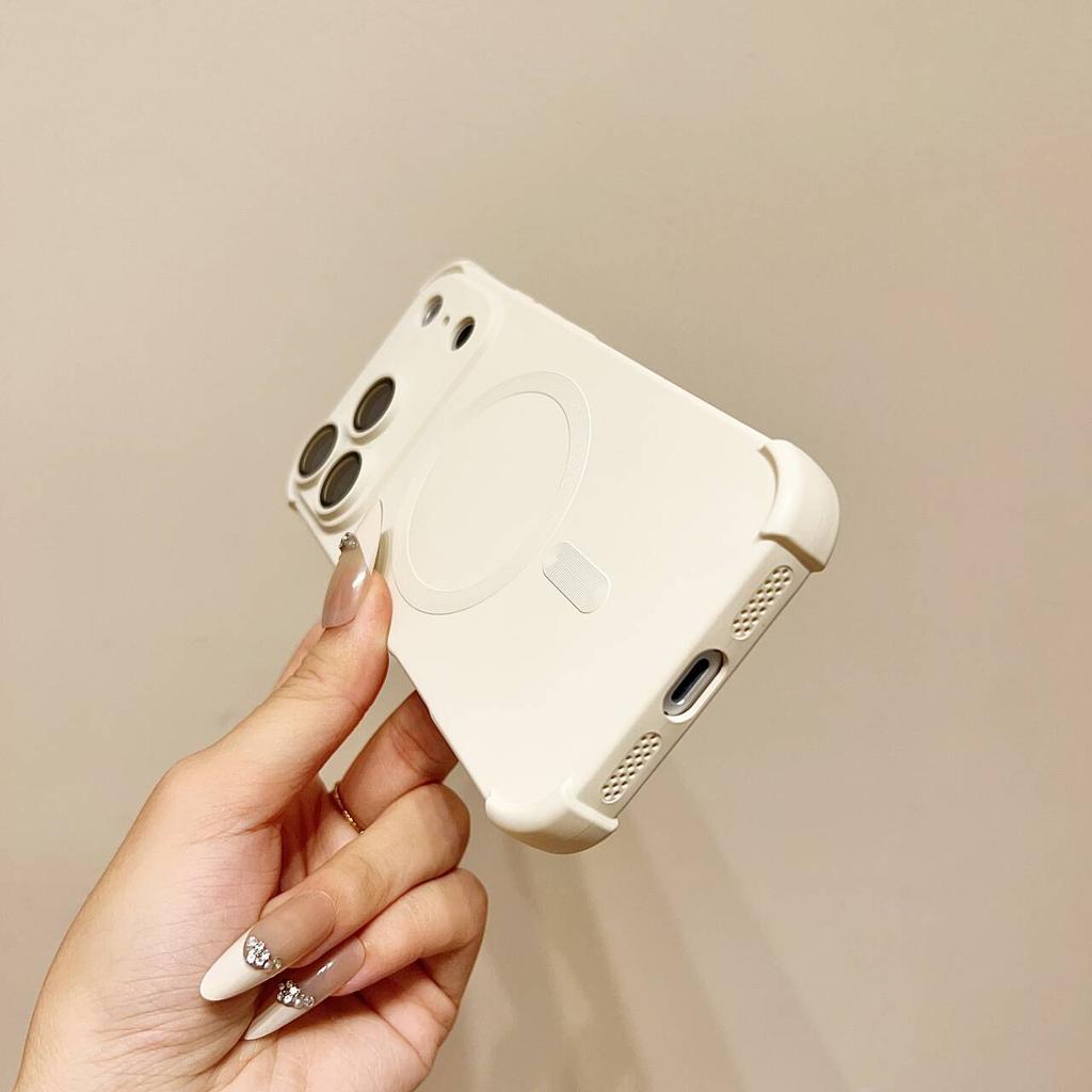 Luxusní magnetický nárazuvzdorný silikonový kryt na telefon Pro iPhone 17 16 15 14 13 12 Pro Max Plus Pro Magsafe Bezdrátové nabíjení Měkký kryt